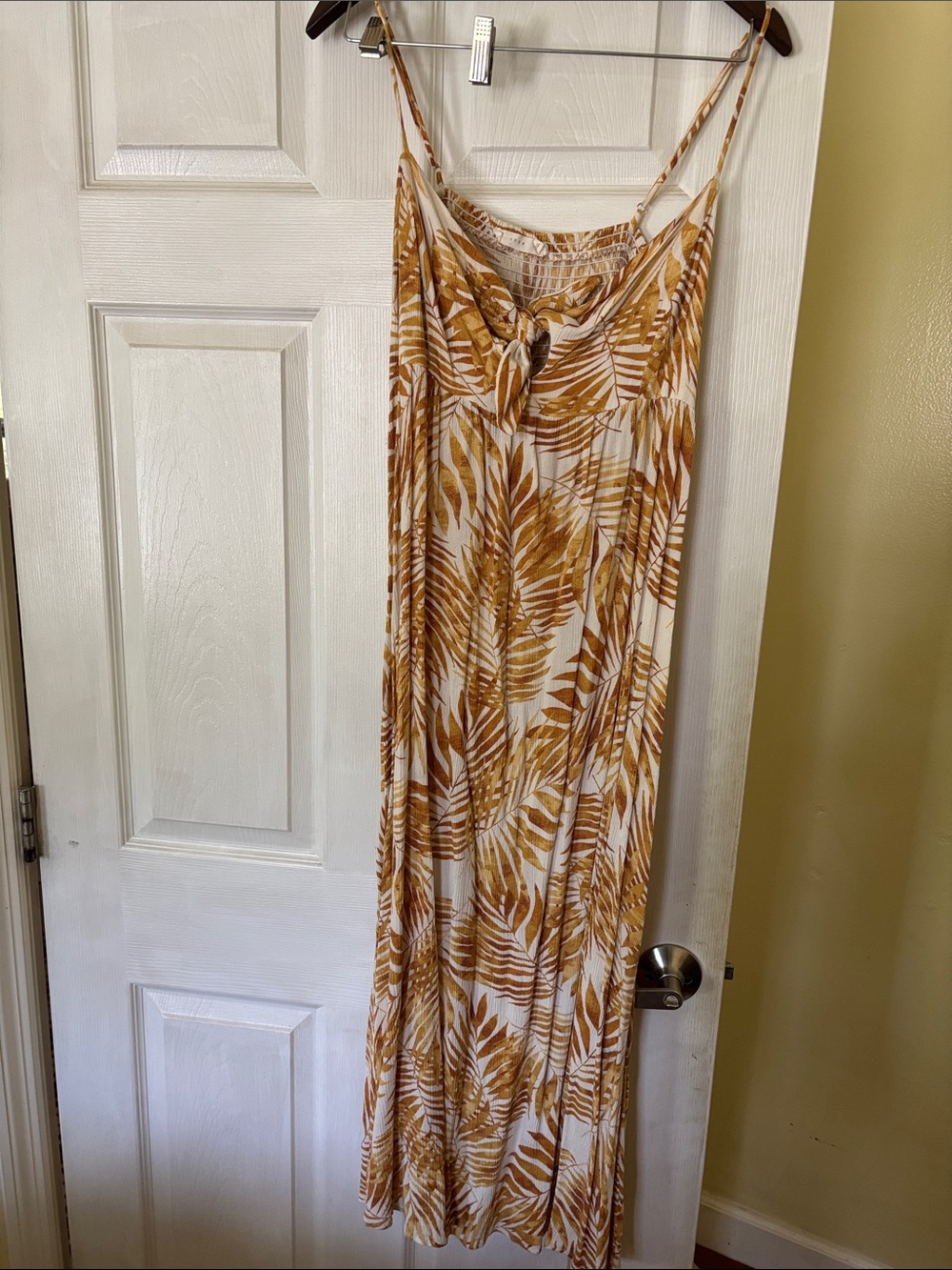 Flowy long maxi dress large